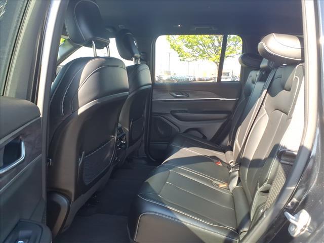used 2025 Jeep Grand Cherokee car, priced at $36,900