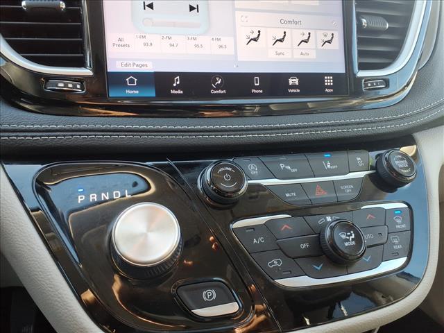 used 2023 Chrysler Pacifica car, priced at $32,000