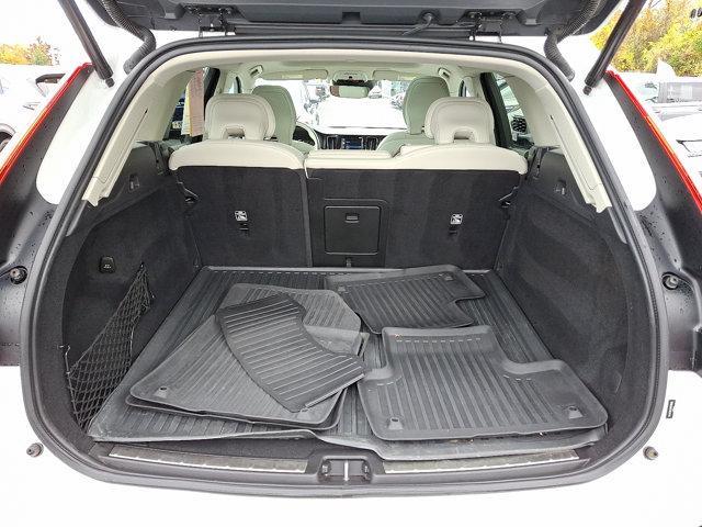 used 2021 Volvo XC60 car, priced at $27,997