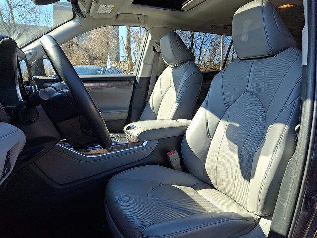 used 2023 Toyota Highlander Hybrid car, priced at $42,275