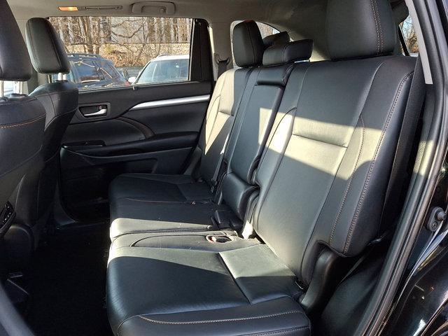 used 2019 Toyota Highlander car, priced at $28,192