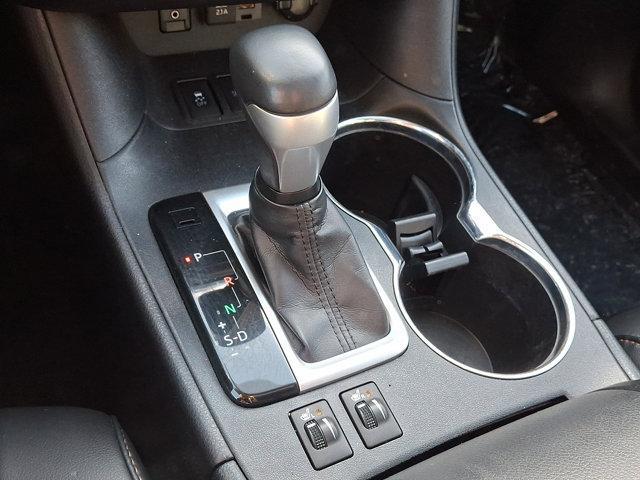 used 2019 Toyota Highlander car, priced at $28,192