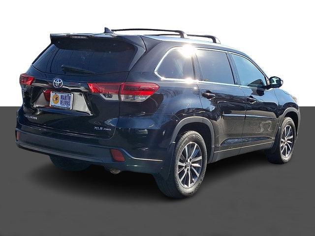 used 2019 Toyota Highlander car, priced at $28,192