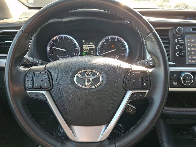 used 2019 Toyota Highlander car, priced at $28,192