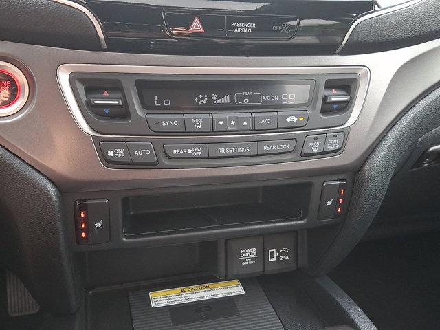 used 2022 Honda Pilot car, priced at $34,495