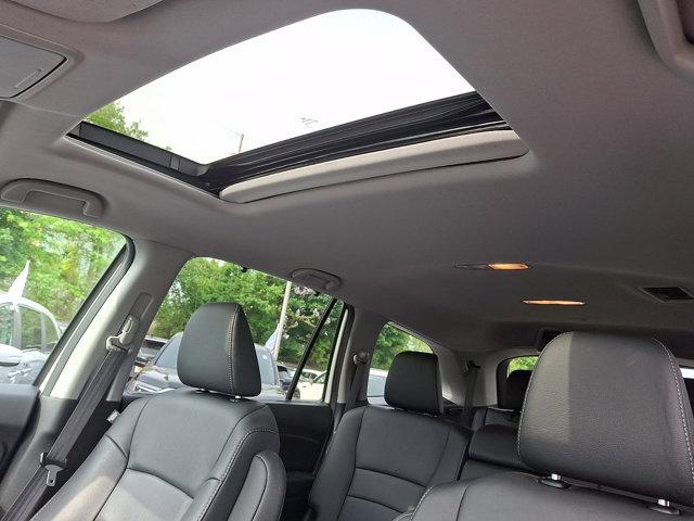 used 2022 Honda Pilot car, priced at $34,495