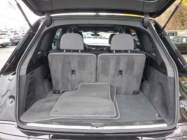 used 2025 Audi Q7 car, priced at $45,999