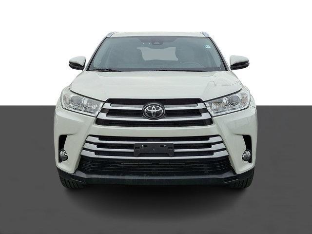 used 2019 Toyota Highlander car, priced at $26,423