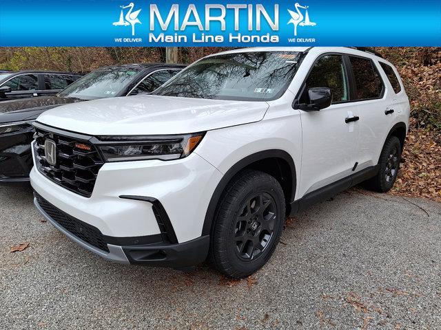 new 2025 Honda Pilot car, priced at $51,350