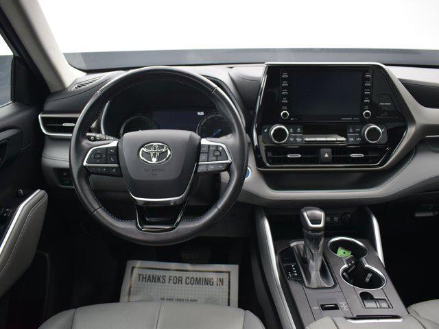 used 2021 Toyota Highlander Hybrid car, priced at $31,990