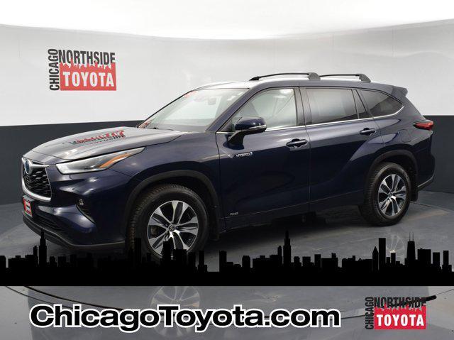 used 2021 Toyota Highlander Hybrid car, priced at $31,990