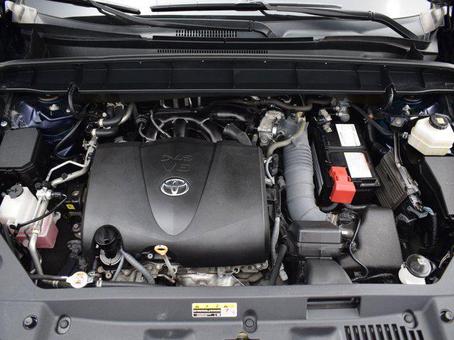 used 2022 Toyota Highlander car, priced at $33,490