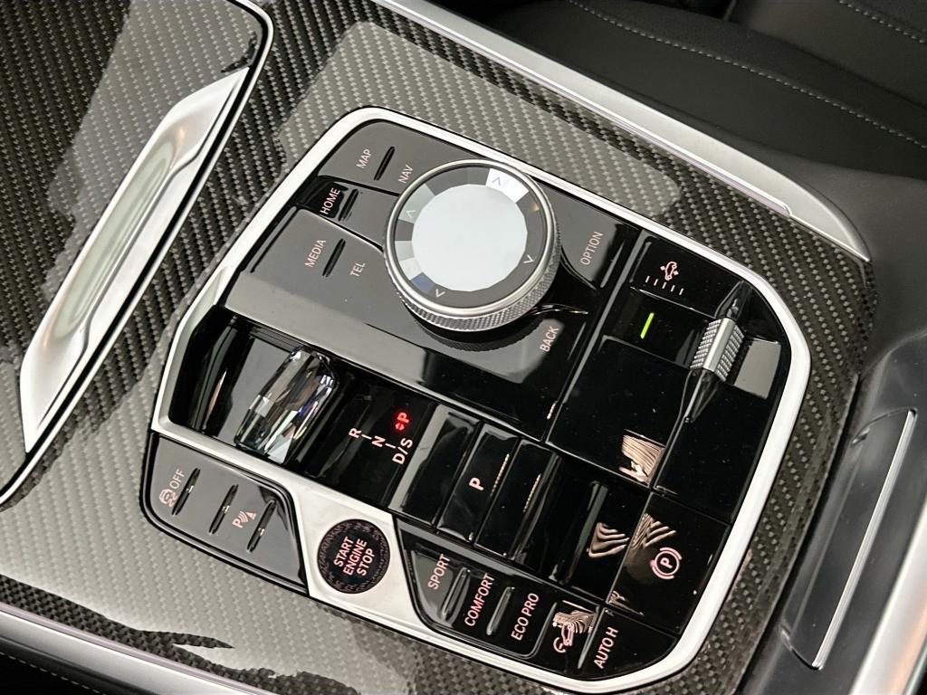 new 2026 BMW X7 car, priced at $124,230