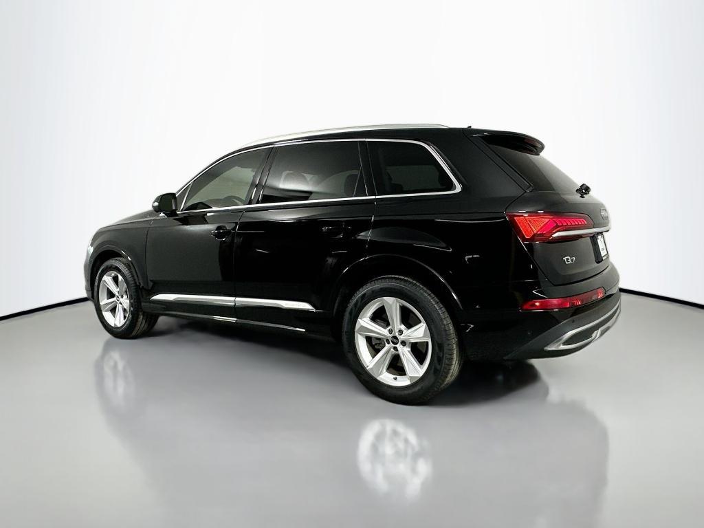 used 2021 Audi Q7 car, priced at $32,915