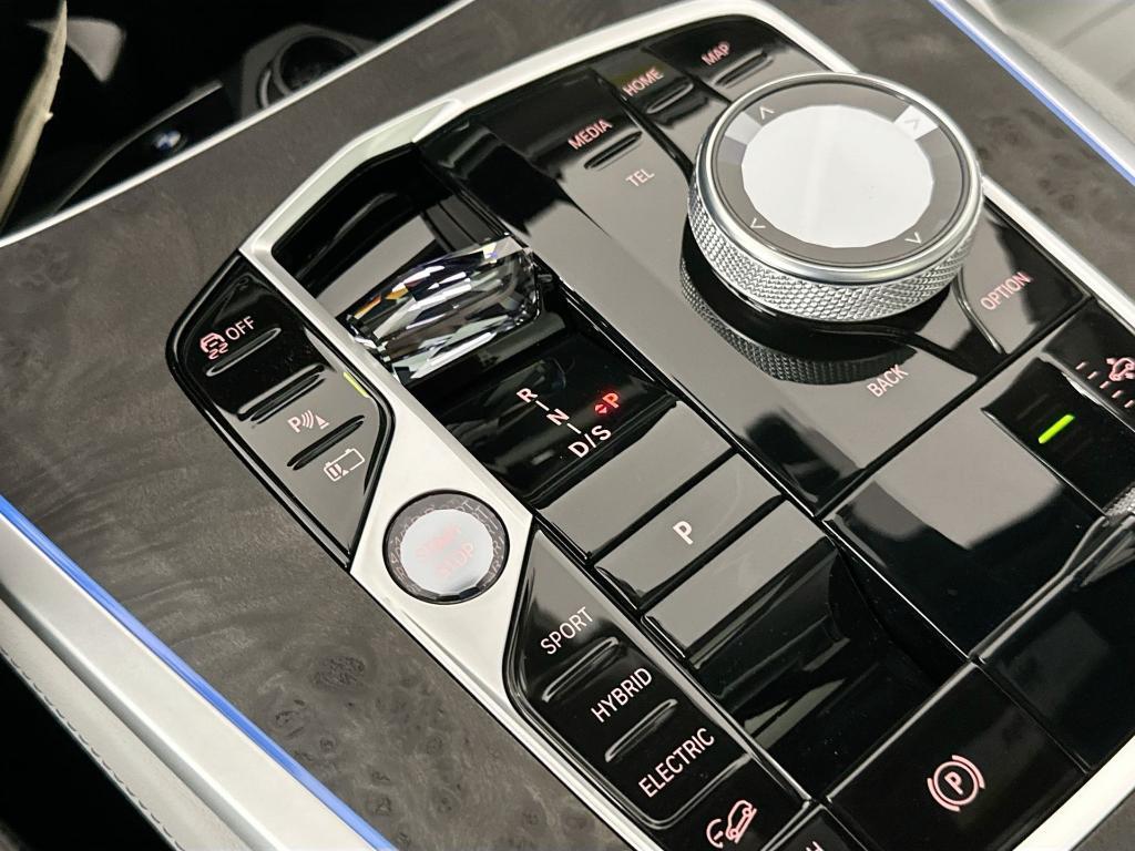 new 2026 BMW X5 PHEV car, priced at $93,045