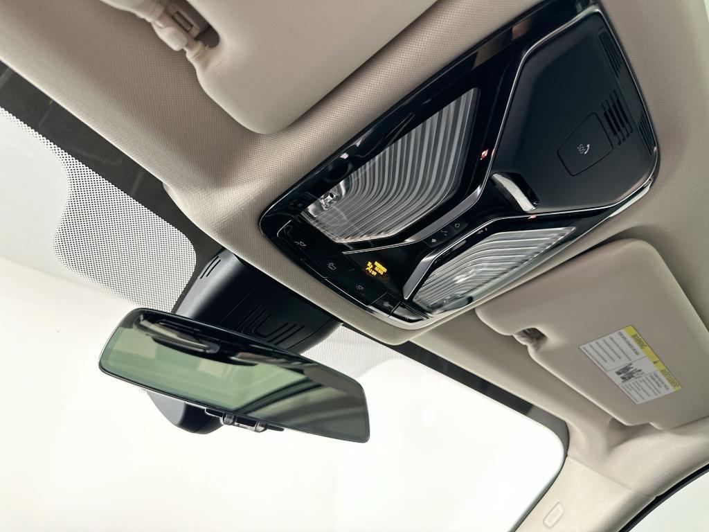 used 2022 BMW X7 car, priced at $49,904