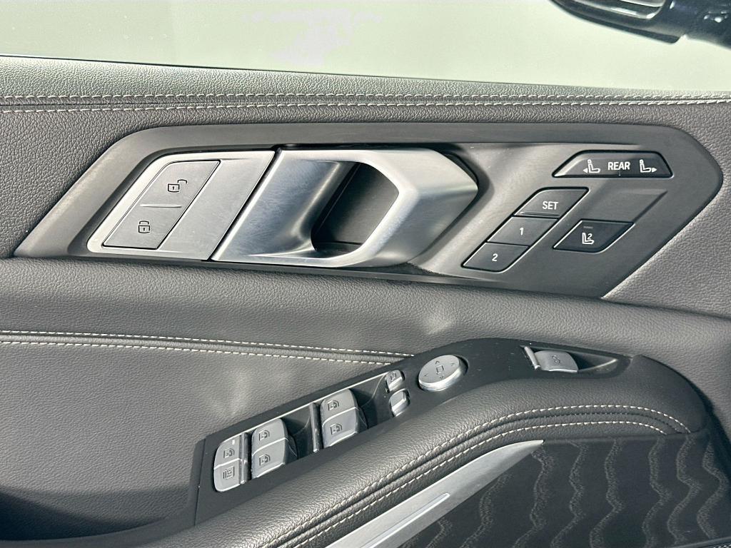 used 2022 BMW X7 car, priced at $49,904