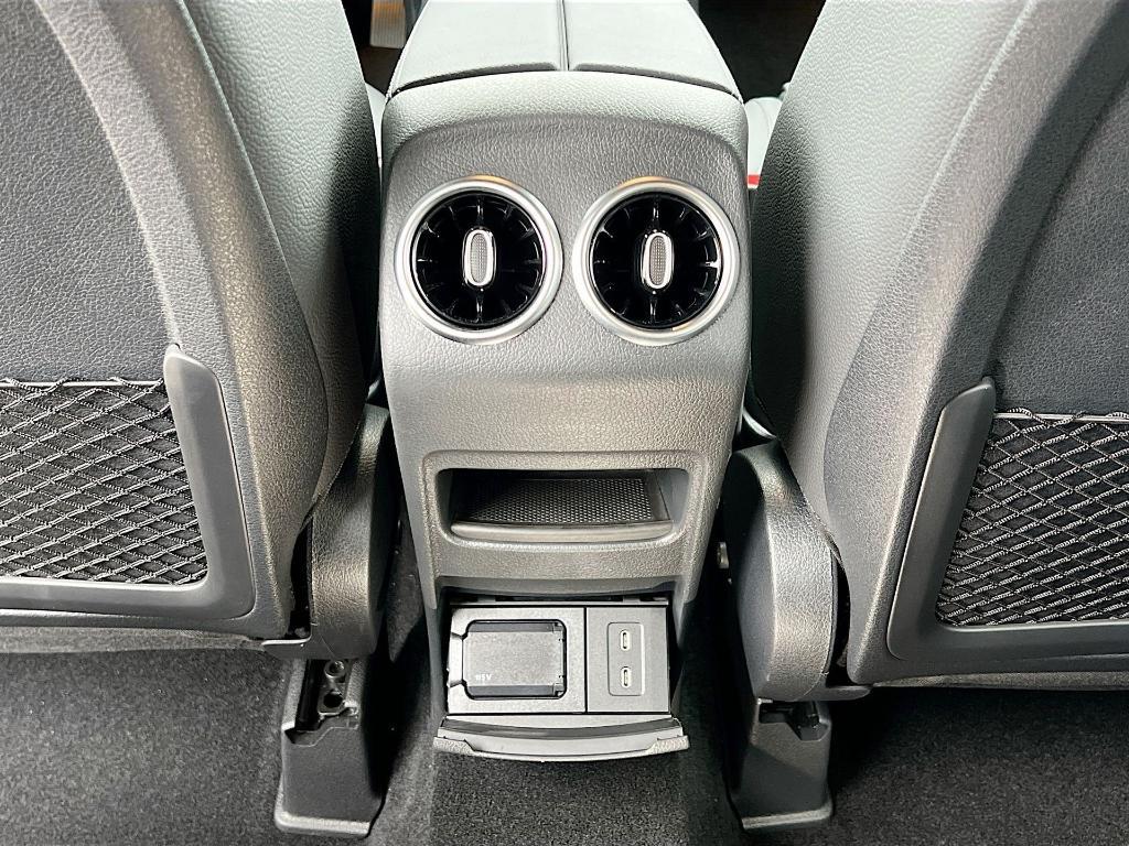 used 2025 Mercedes-Benz GLB 250 car, priced at $37,927