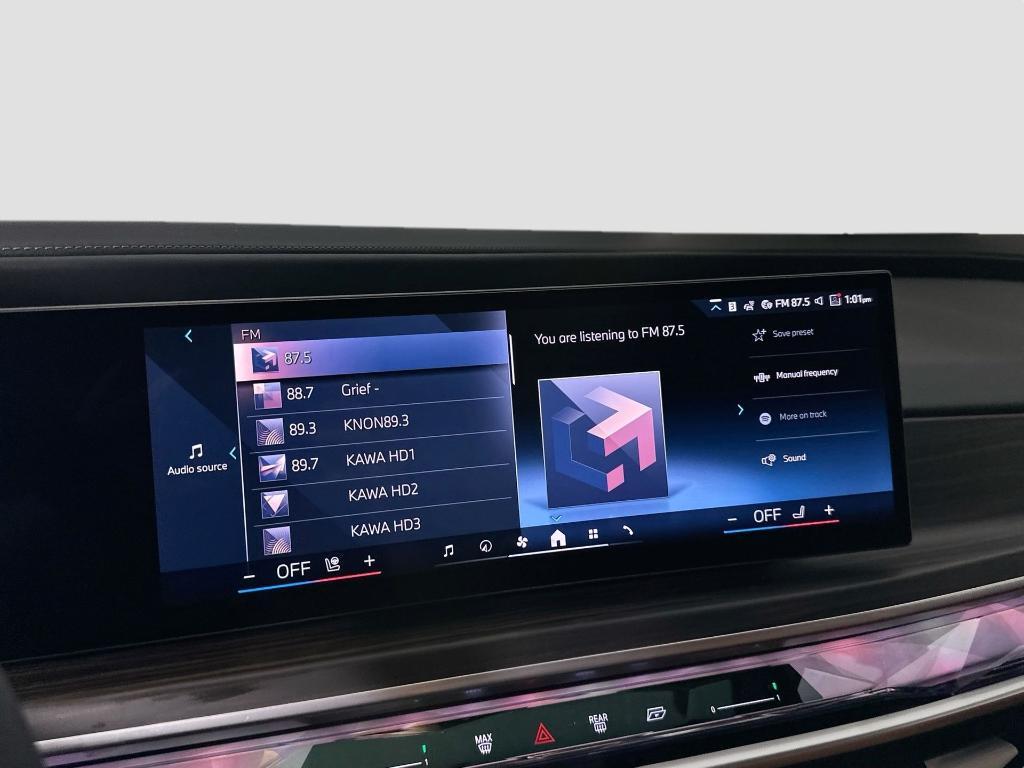 new 2026 BMW i7 car, priced at $115,575