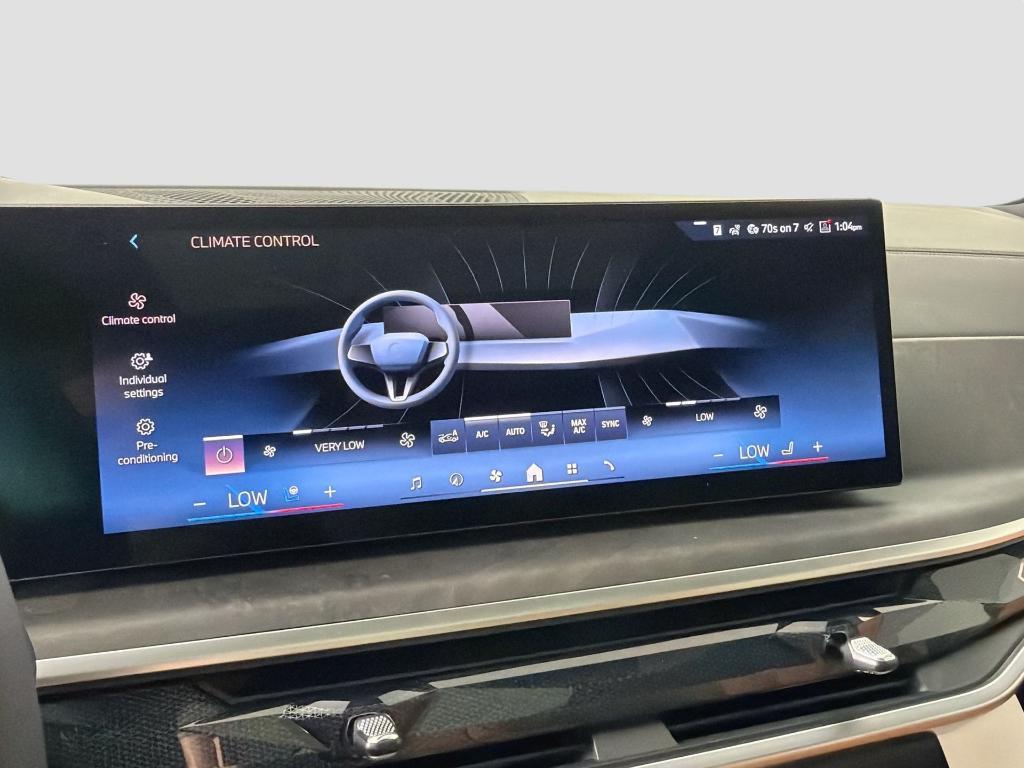 new 2026 BMW X7 car, priced at $103,445