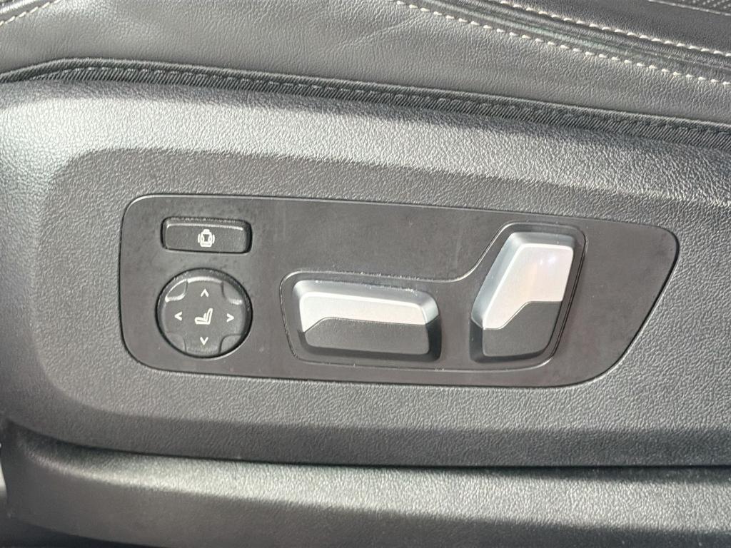 used 2023 BMW X5 car, priced at $38,925