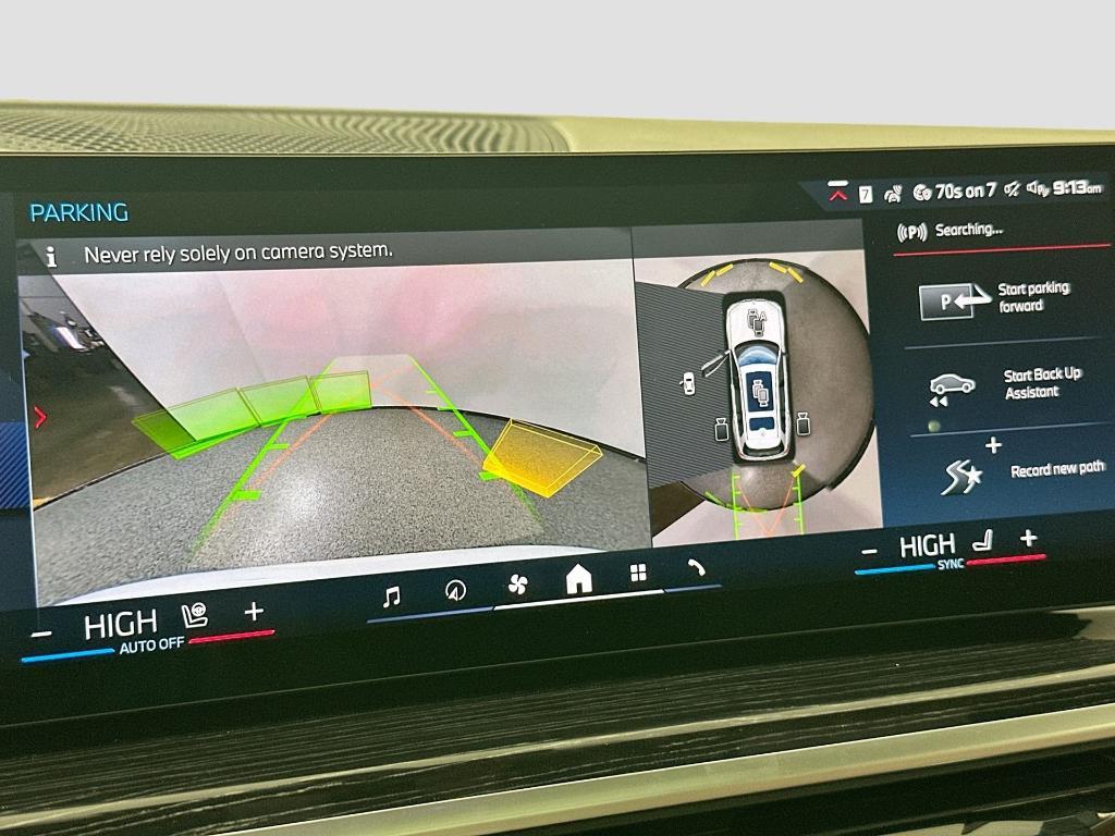 new 2026 BMW X7 car, priced at $122,610