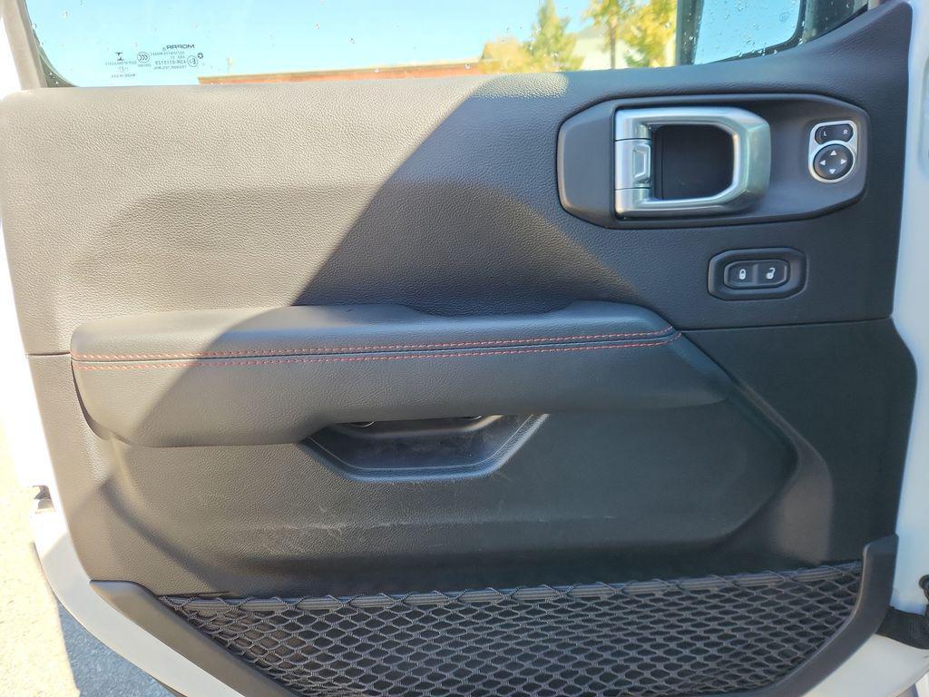 used 2021 Jeep Wrangler Unlimited car, priced at $37,597