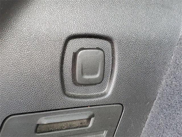 used 2020 Cadillac XT5 car, priced at $16,779