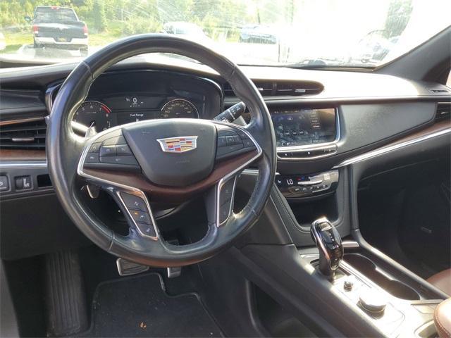 used 2020 Cadillac XT5 car, priced at $16,779