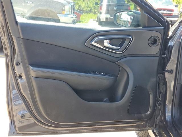 used 2016 Chrysler 200 car, priced at $7,404