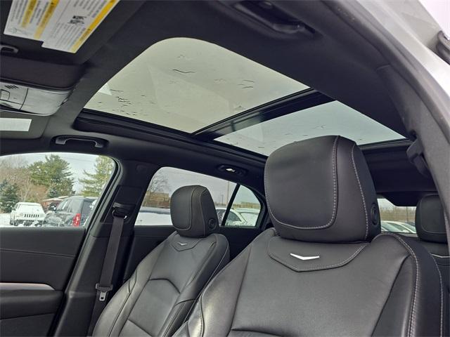 used 2022 Cadillac XT4 car, priced at $19,385