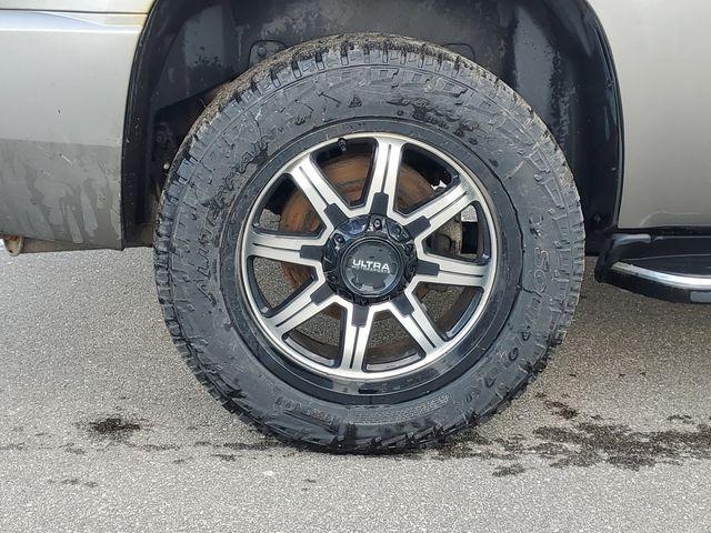 used 2012 GMC Yukon car, priced at $11,817