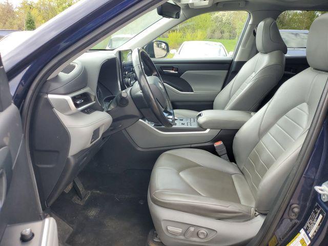 used 2021 Toyota Highlander car, priced at $24,997