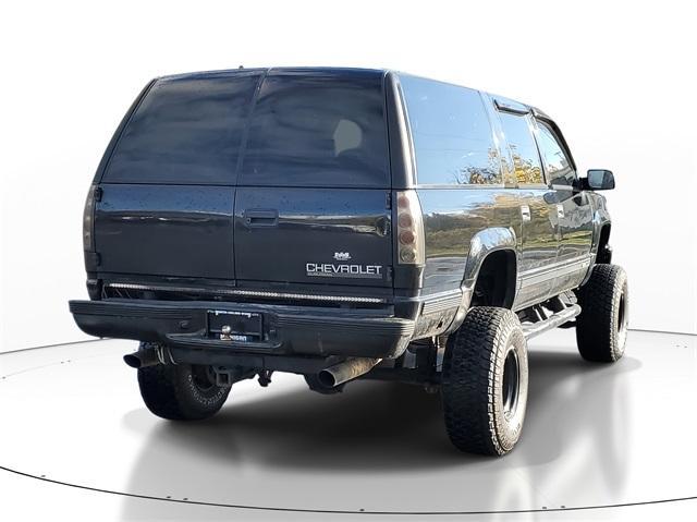 used 1997 Chevrolet Suburban car, priced at $6,105