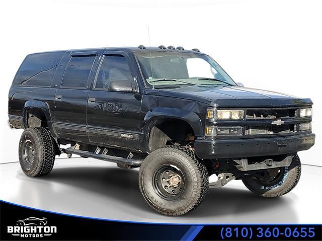 used 1997 Chevrolet Suburban car, priced at $6,105