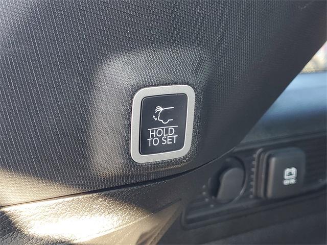 used 2024 Jeep Grand Cherokee car, priced at $29,783