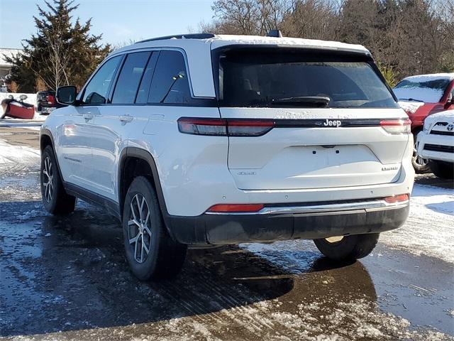 used 2024 Jeep Grand Cherokee car, priced at $29,783