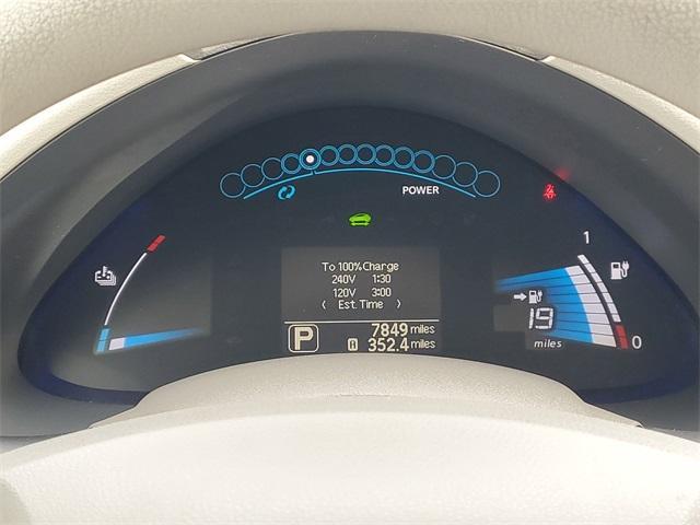 used 2011 Nissan Leaf car, priced at $3,717