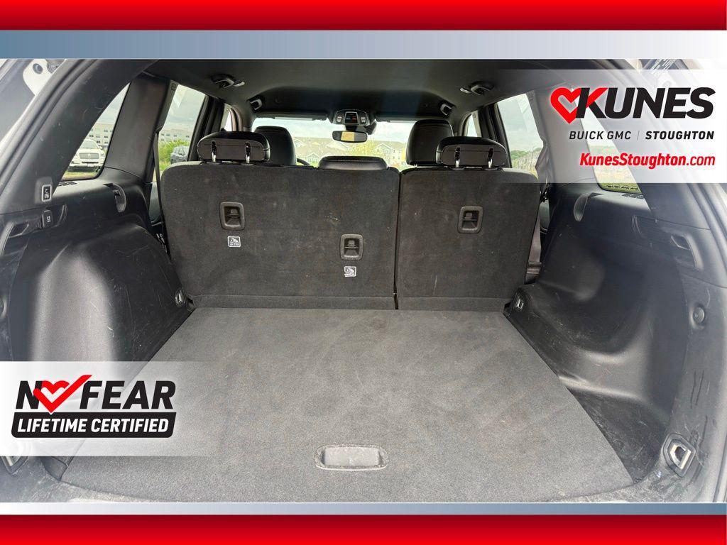 used 2024 Jeep Grand Cherokee car, priced at $29,960