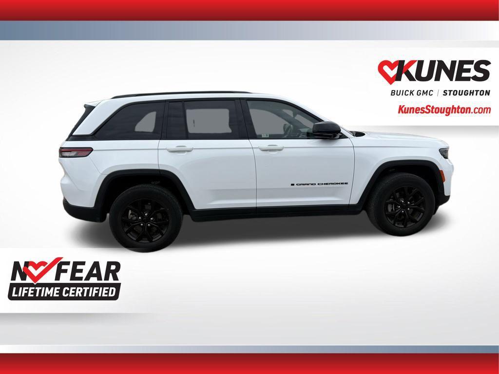 used 2024 Jeep Grand Cherokee car, priced at $29,960