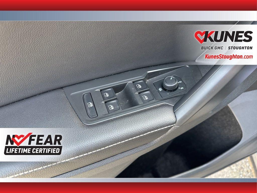 used 2024 Volkswagen Tiguan car, priced at $20,913