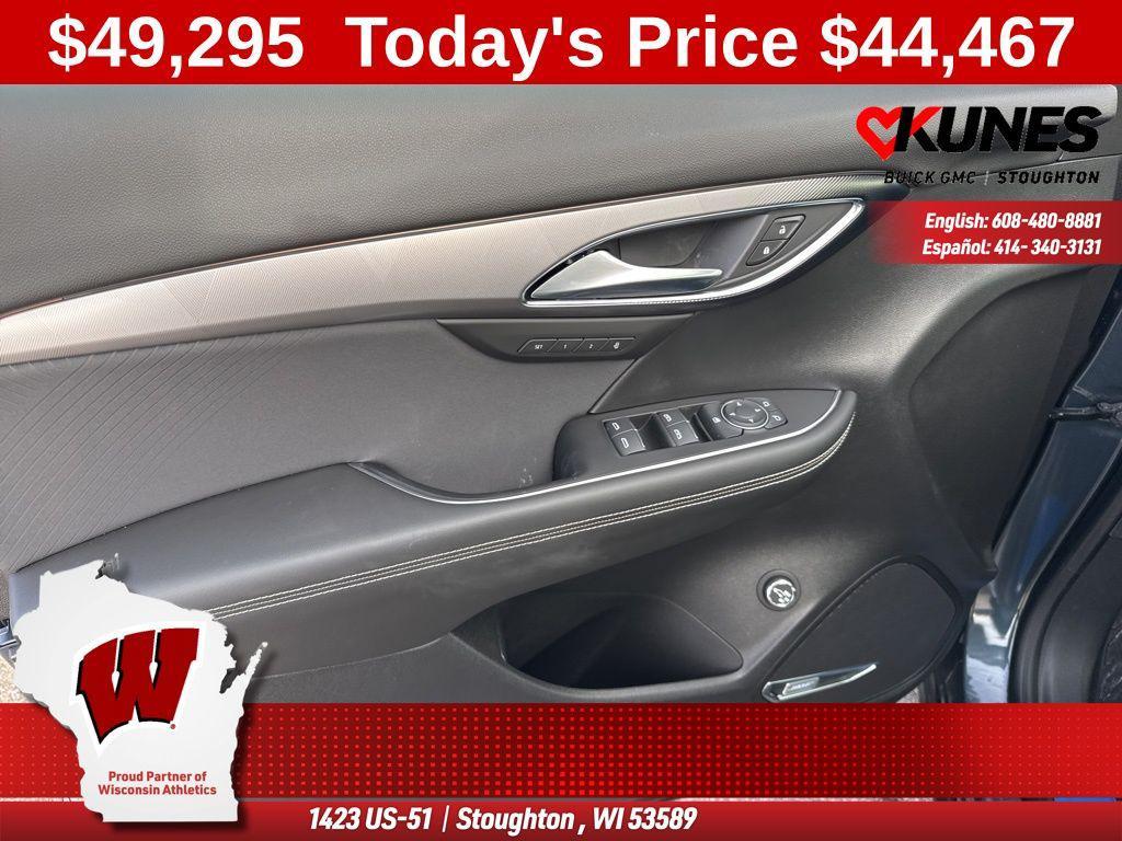 new 2026 Buick Envision car, priced at $45,104