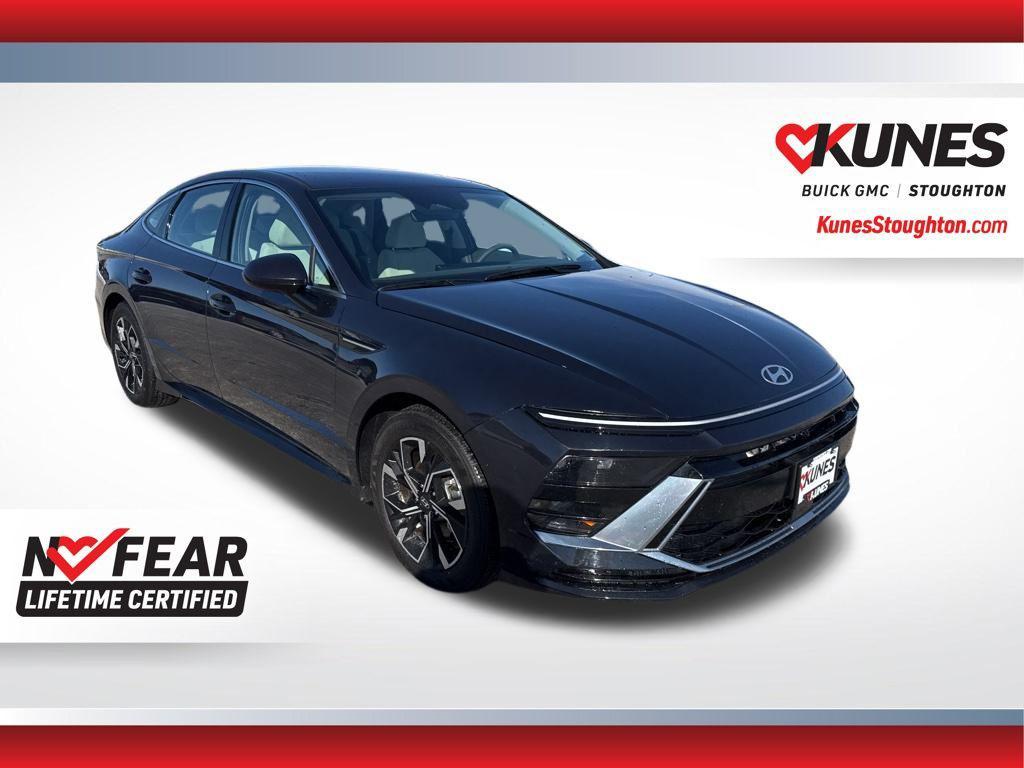 used 2025 Hyundai Sonata car, priced at $23,477
