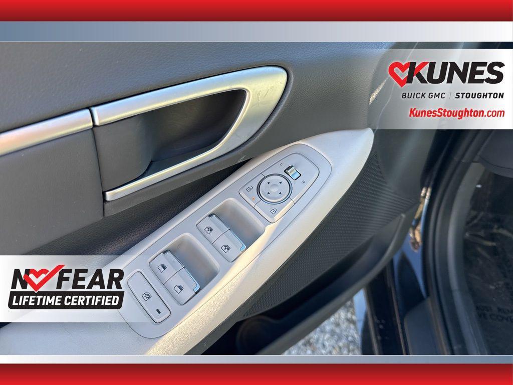 used 2025 Hyundai Sonata car, priced at $23,477
