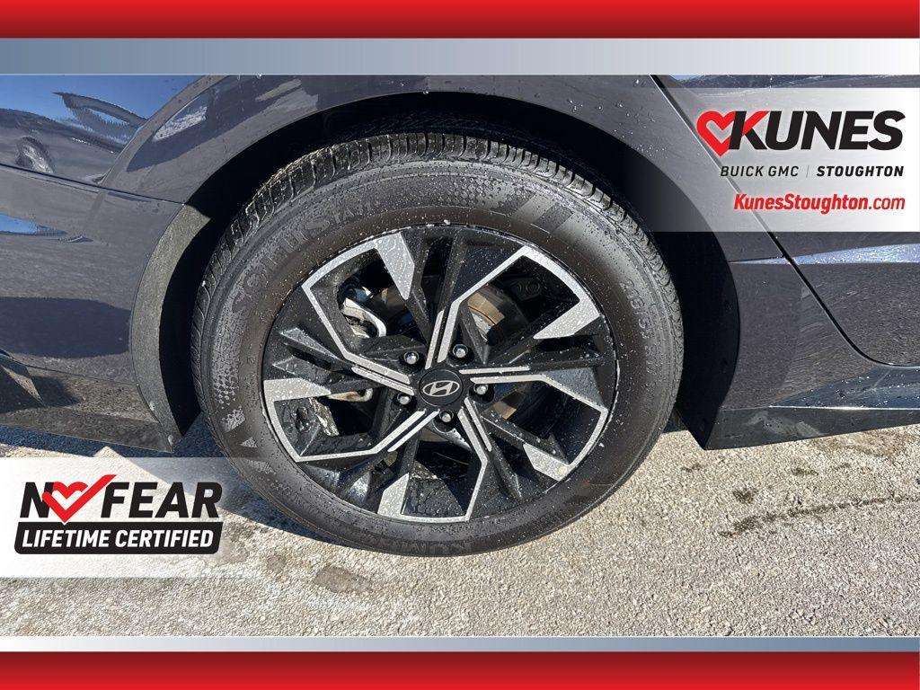 used 2025 Hyundai Sonata car, priced at $23,477