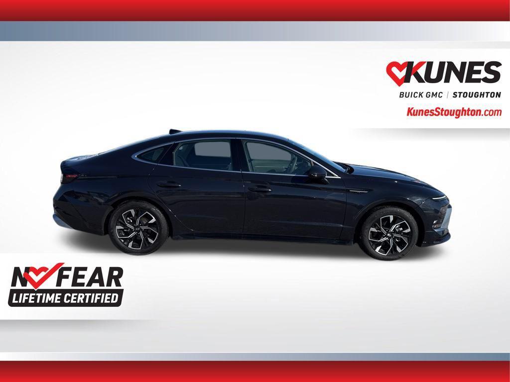 used 2025 Hyundai Sonata car, priced at $23,477