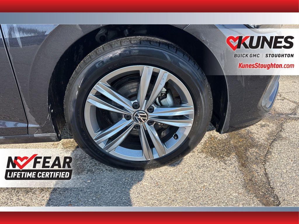 used 2024 Volkswagen Jetta car, priced at $18,877