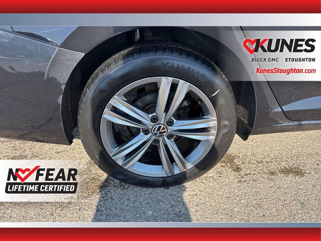 used 2024 Volkswagen Jetta car, priced at $18,877