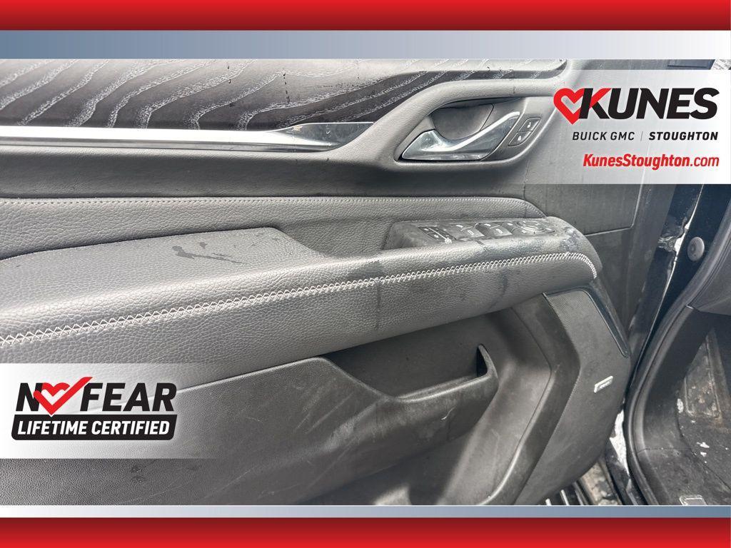 used 2023 GMC Yukon car, priced at $58,977