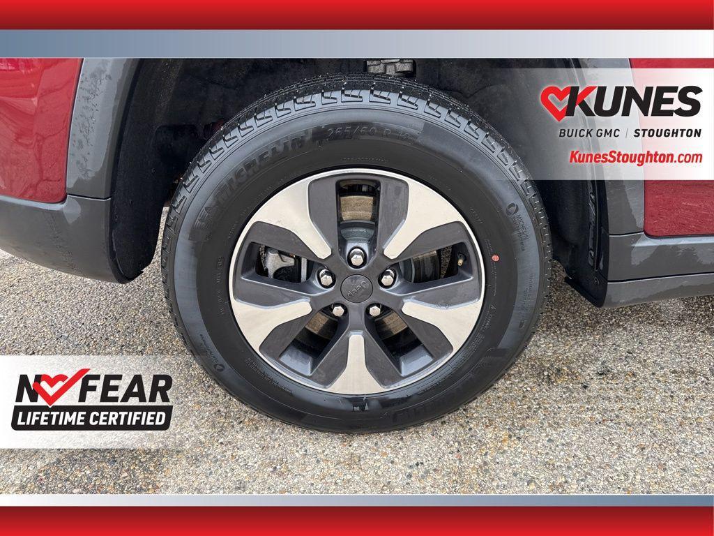 used 2023 Jeep Grand Cherokee 4xe car, priced at $27,234